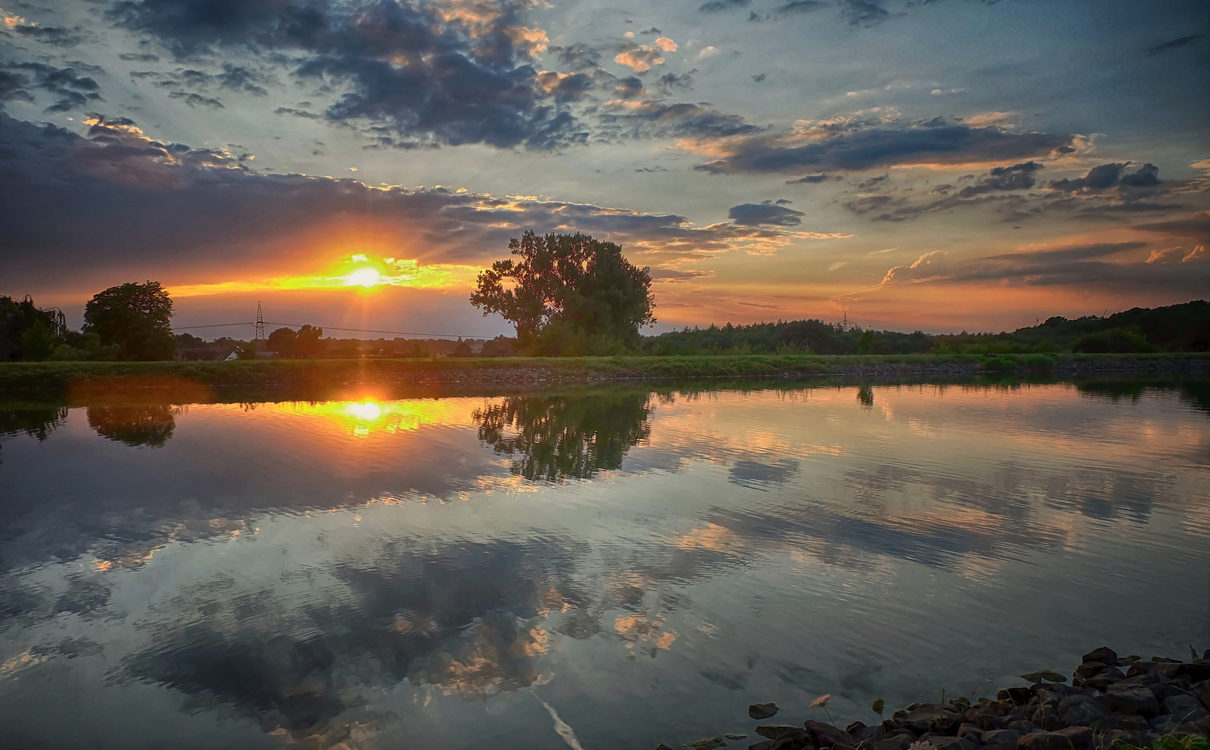 Gespiegelter Sonnenuntergang