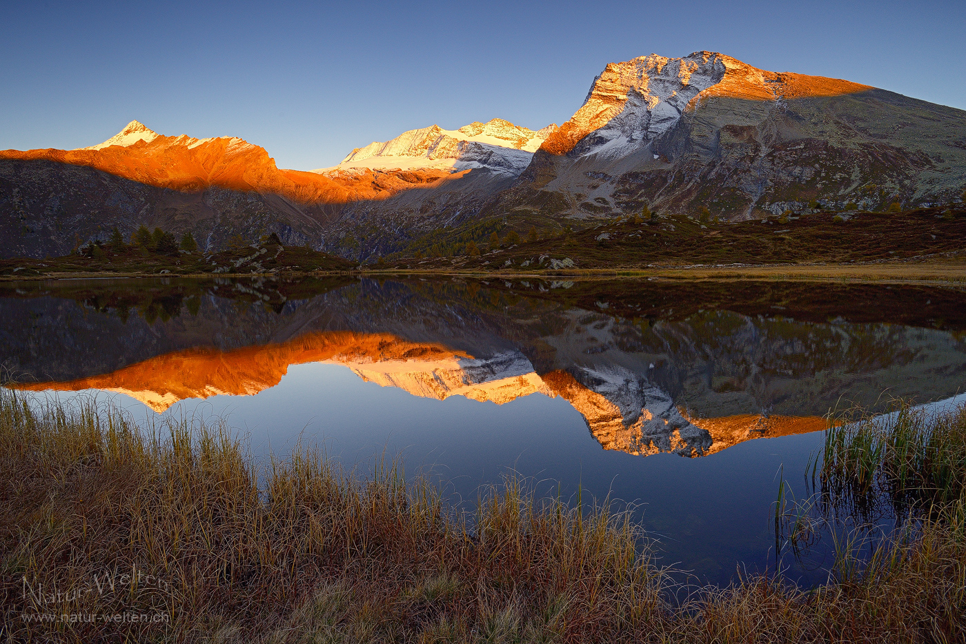 Gespiegeltes Alpenglühen