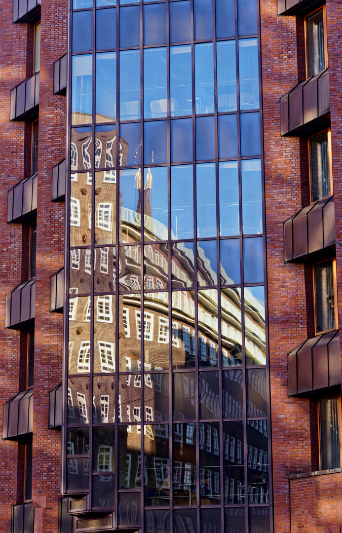 Gespiegeltes im Kontorhausviertel