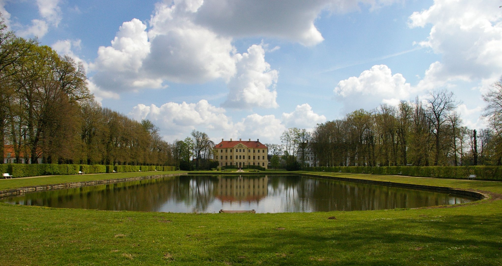 gespiegeltes Schloß