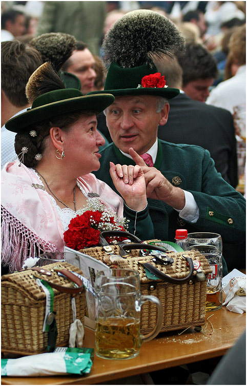 Gesprächsmitschnitt im Festzelt