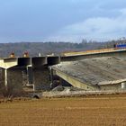 Gesprengte Autobahnbrücke A3 bei Würzburg / Randersacker (2)