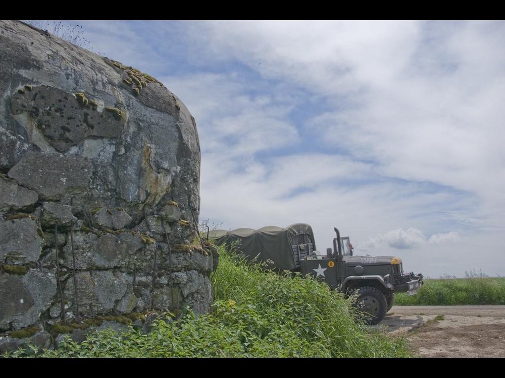 Gesprengter Maginot-Bunker