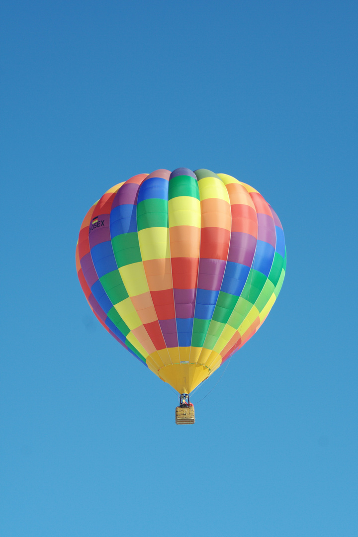 Gestarteter Heißluftballon