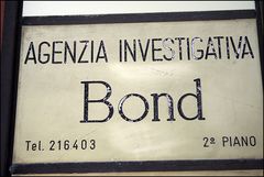 Gestatten: Bond