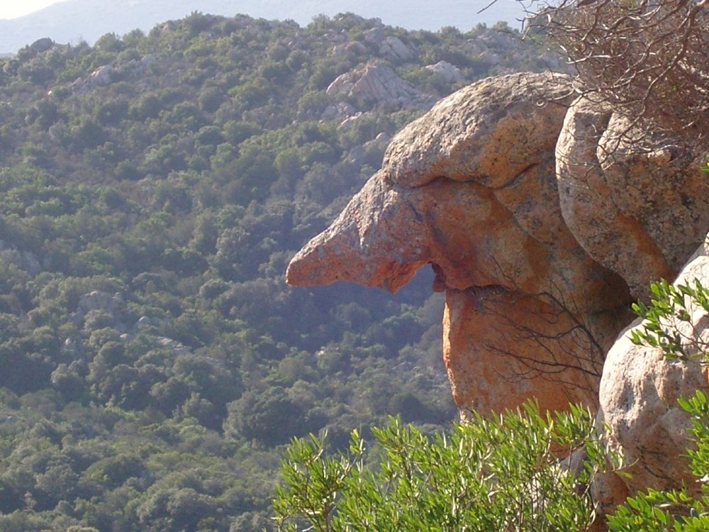 Gesteinsformation an der CostaSmeralda auf Sardinien