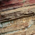 Gesteinsschichten im Basaltsteinbruch Rothenberg bei Bell / Eifel