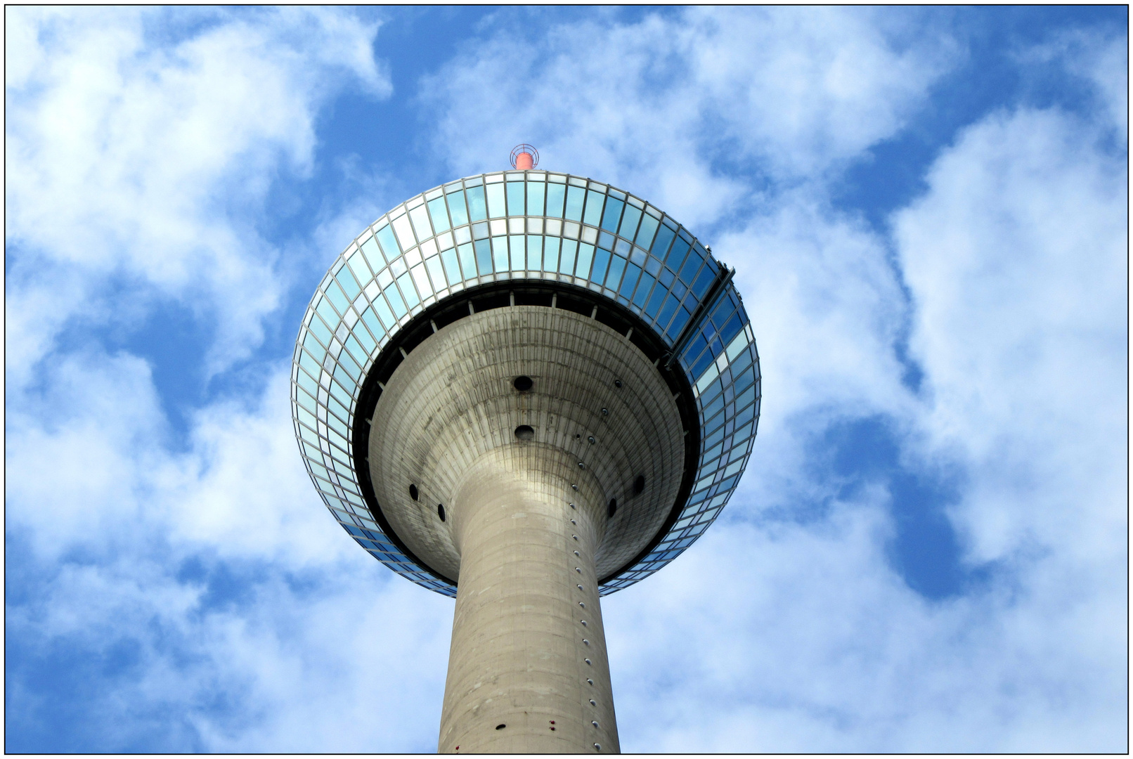 Gestern am Rheinturm