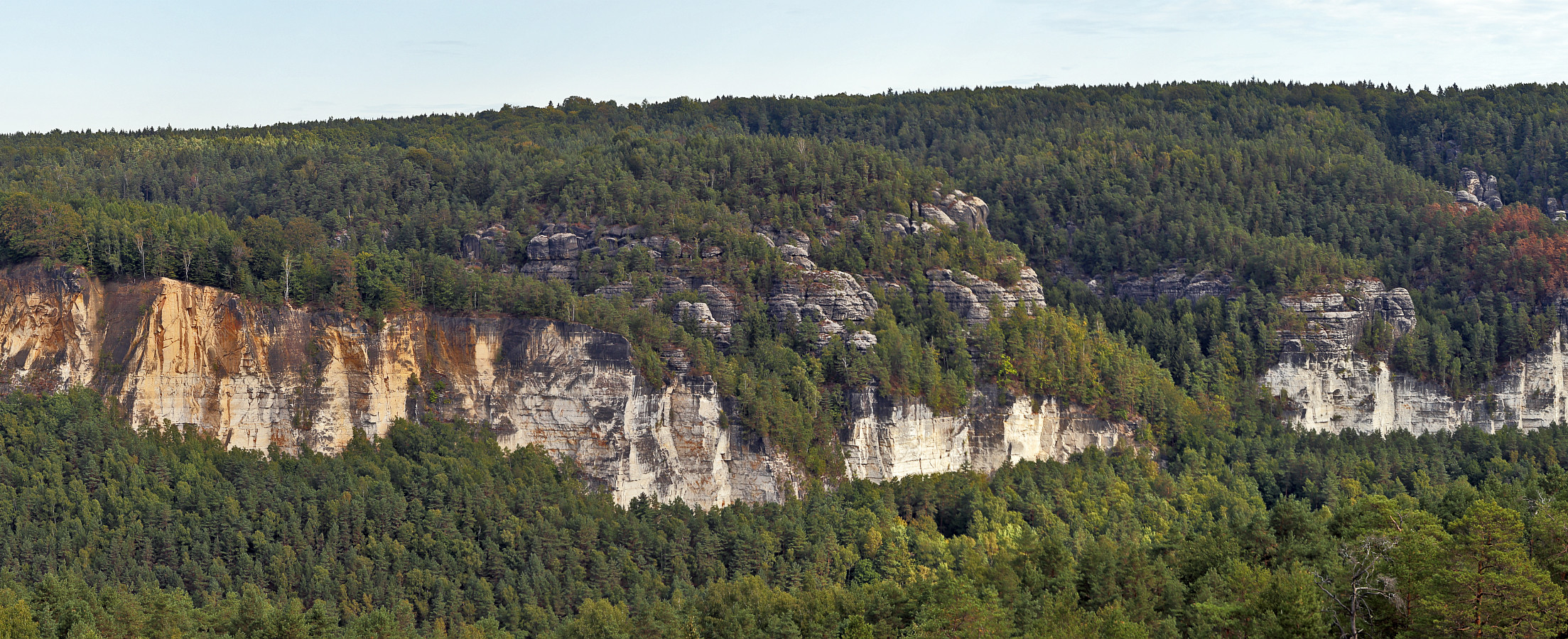 Gestern konnte ich mir einen besonderen Wunsch erfüllen und auf den Rauenstein steigen...