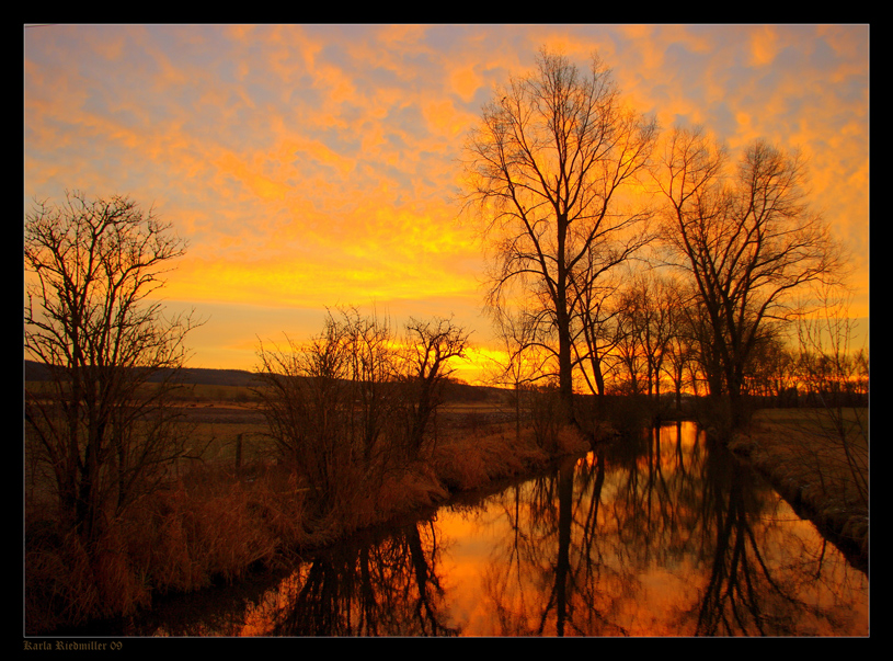 ... gestern um 8 Uhr ...........