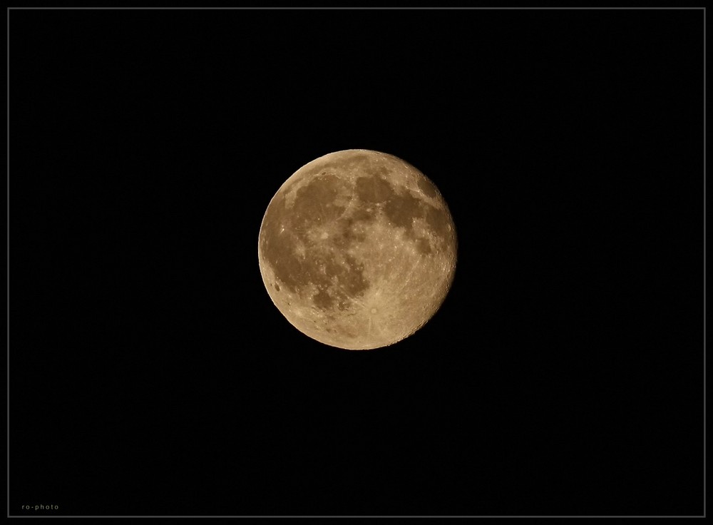 . . gestern war Vollmond . . .