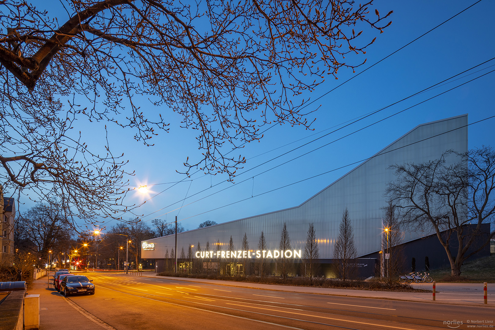 Gesundbrunnenstraße mit Stadion