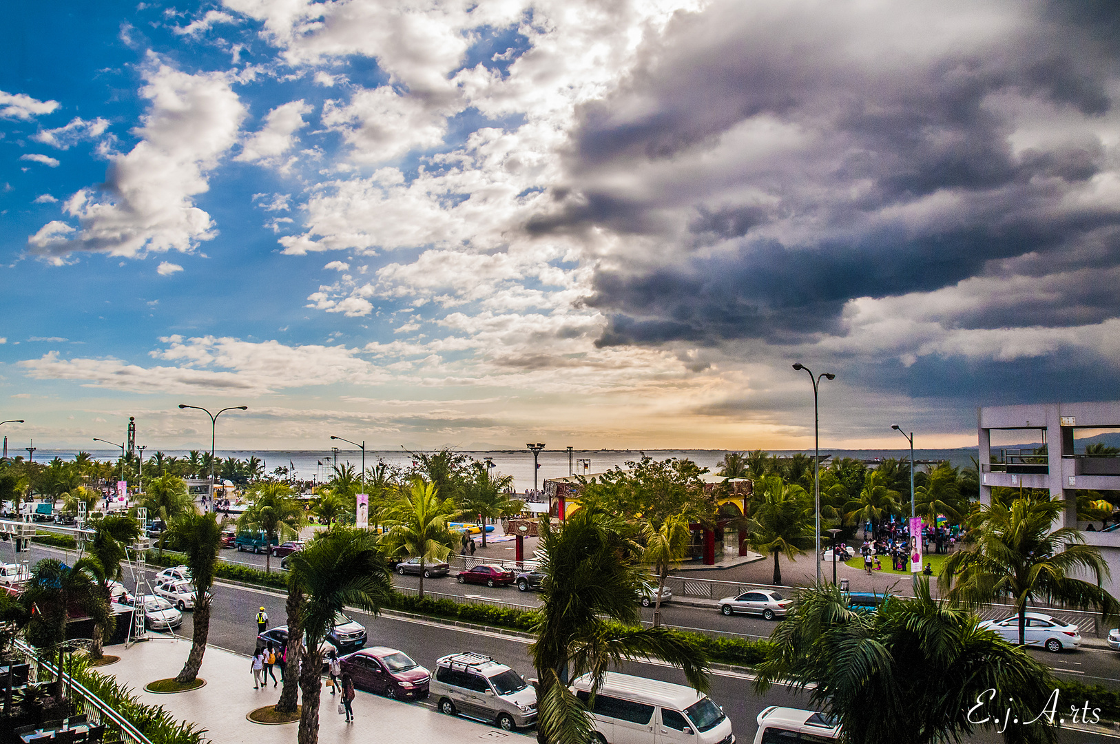 Getting dark in Manila