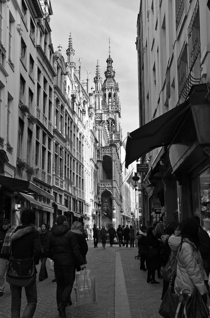 Getümmel vor dem Grand Place