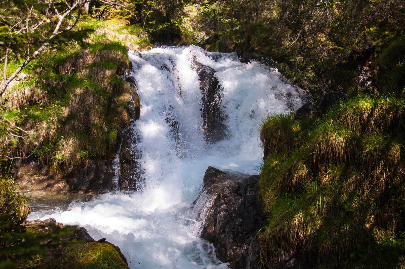 Gewalt des Wassers