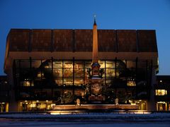 Gewandhaus am Abend