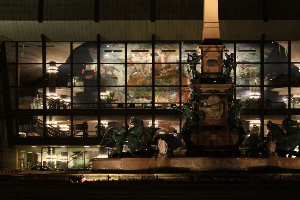 Gewandhaus bei Nacht