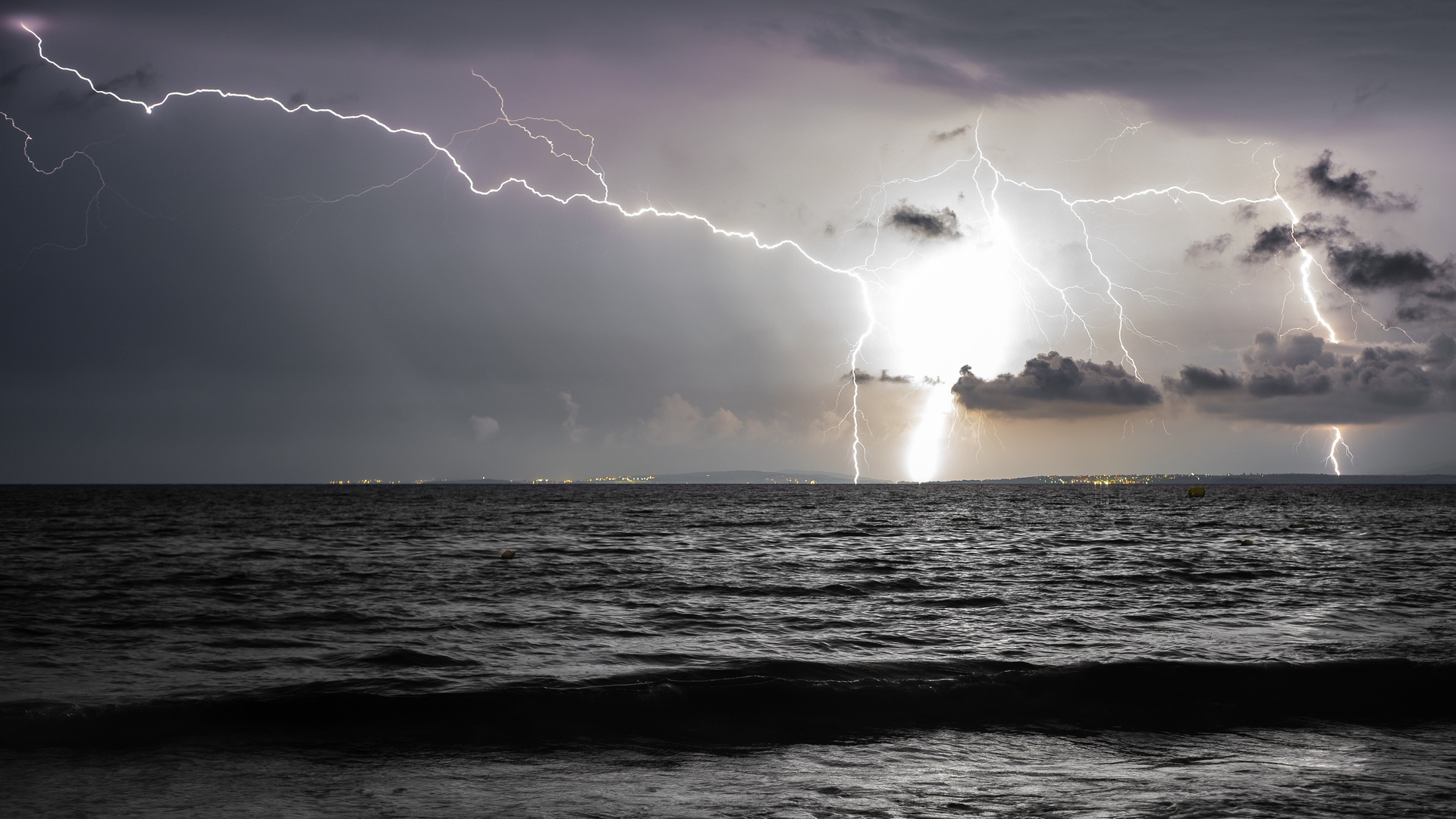 Gewitter am Schwarzen Meer