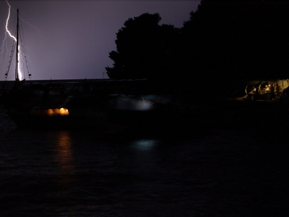 Gewitter auch auf Otok Sveti Grgur