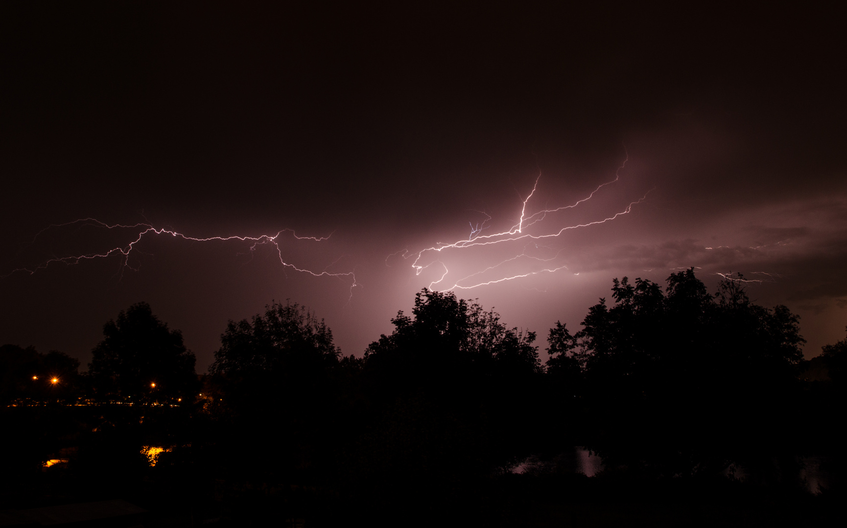 Gewitter bei Nacht