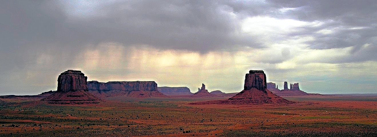 Gewitter im Monument Valley