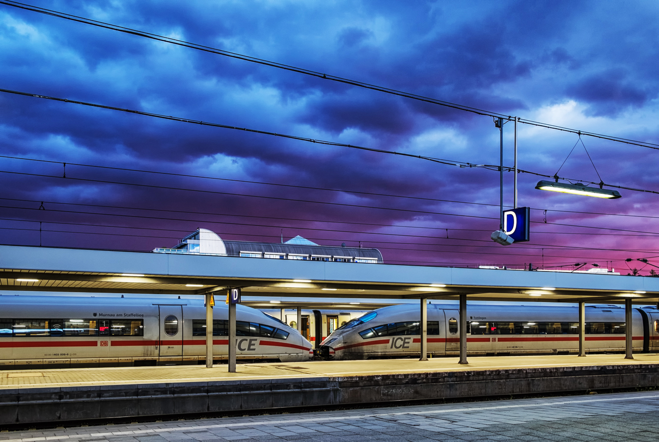 gewitter-sonnenuntergang-bahnhof