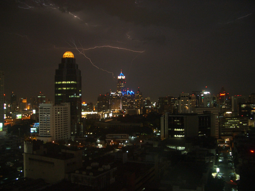 Gewitter über Bangkok