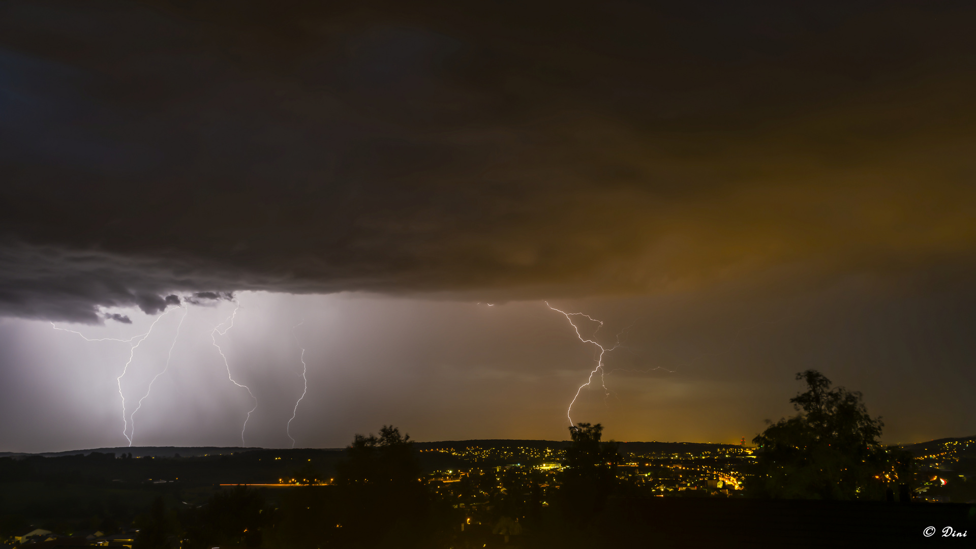 Gewitter über Basel