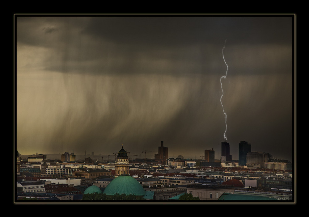 Gewitter über Berlin