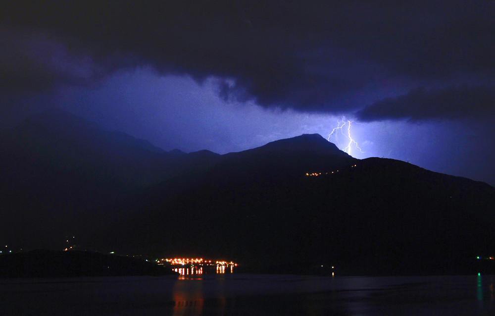 Gewitter über dem Comer See 2. Version