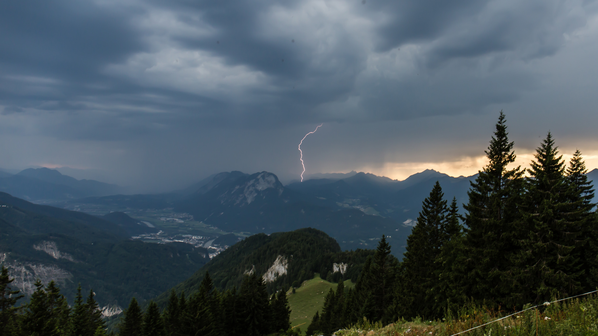 Gewitter über dem Inntal