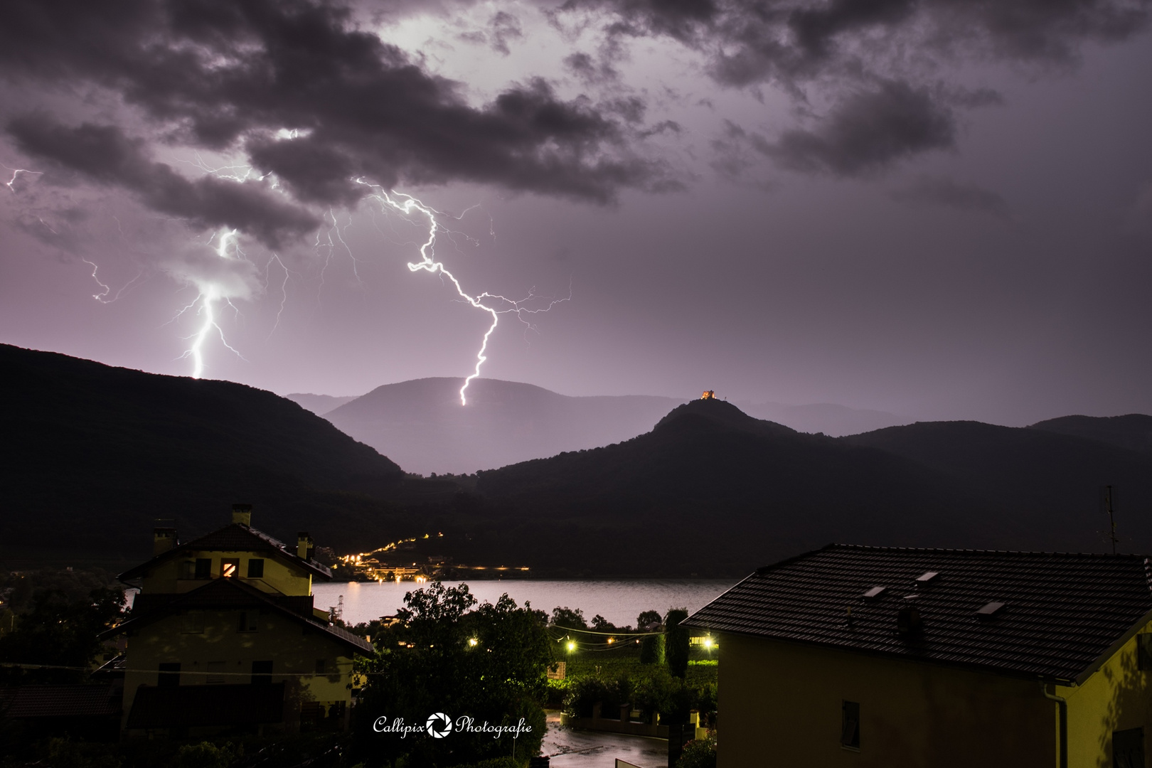 Gewitter über dem Kalterer See