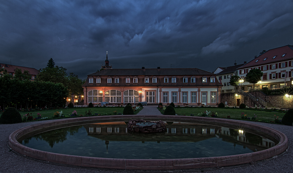 Gewitter über dem Schloß Erbach