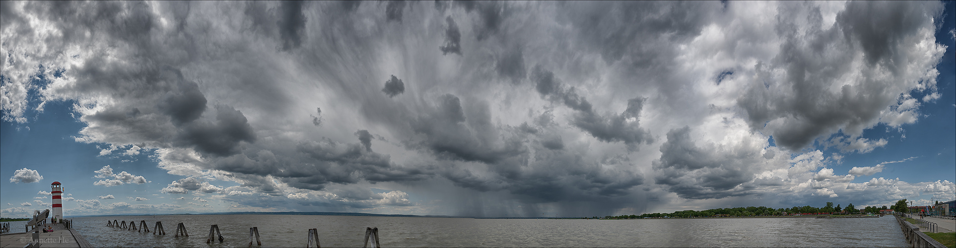 Gewitter über dem See