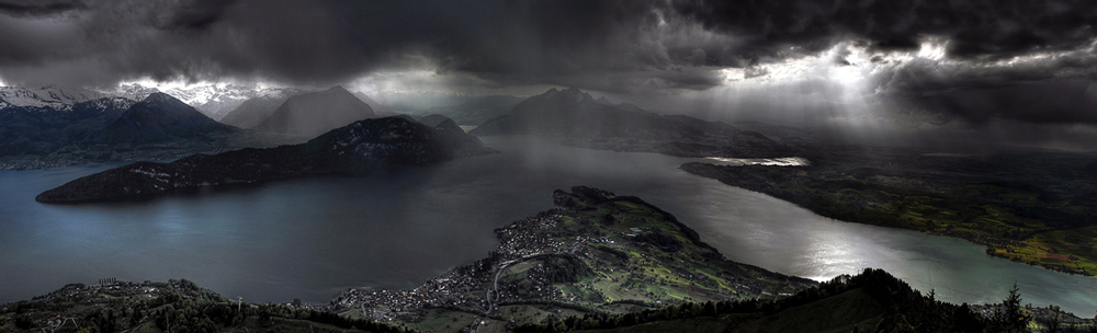 Gewitter über dem Vierwaldstättersee