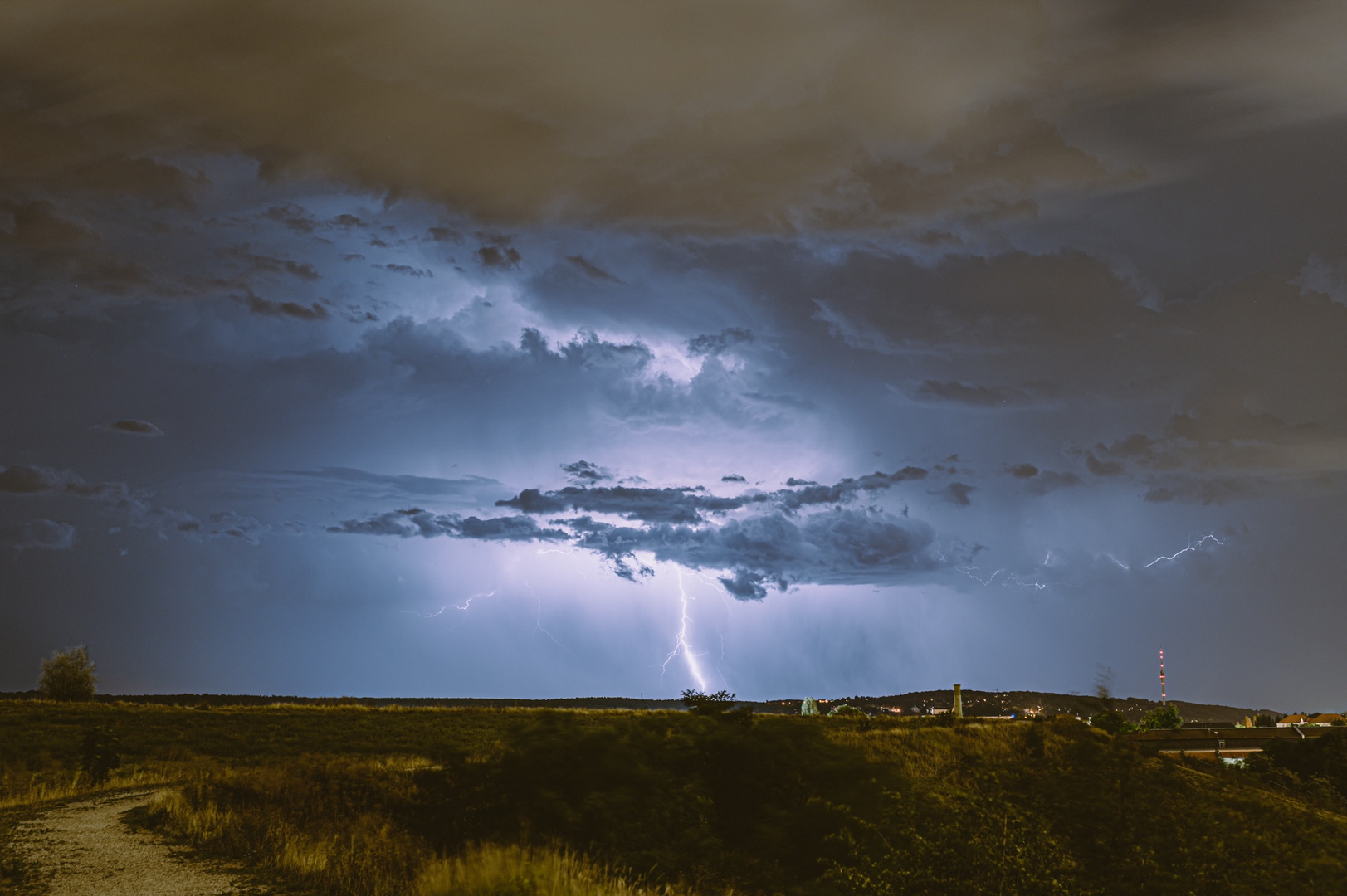 Gewitter über der Dresdner Heide