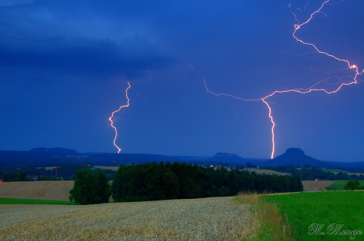 Gewitter über der Sächsischen Schweiz