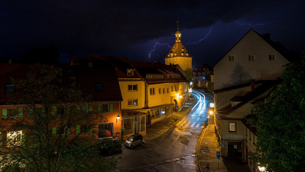 Gewitter über der Stadt