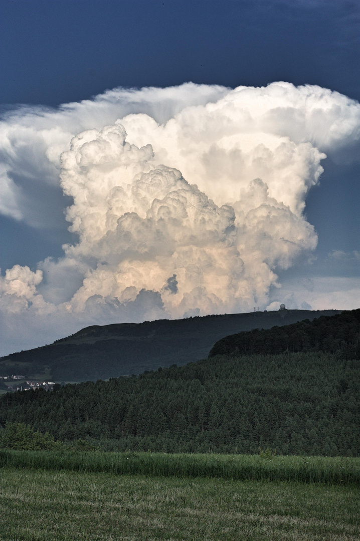 Gewitter über der Wasserkuppe, oder doch der letzte aktive Vulkan der Rhön?