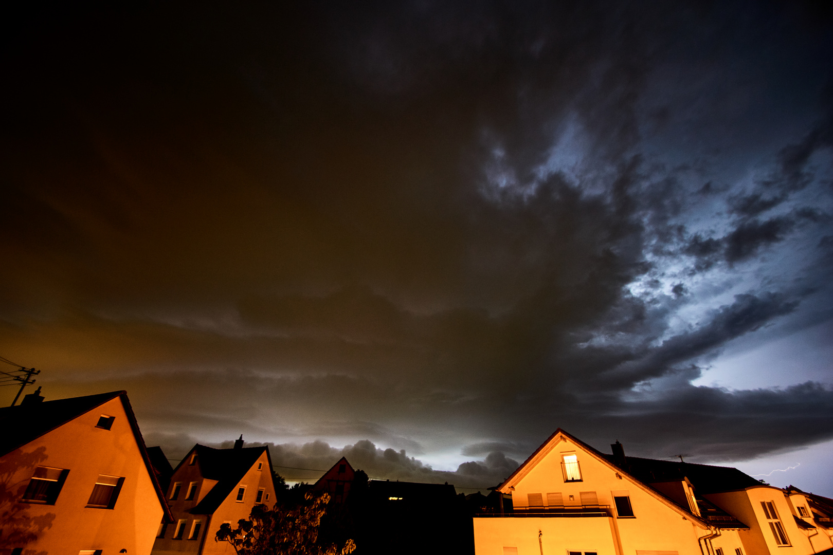 Gewitter über Erdmannhausen-2