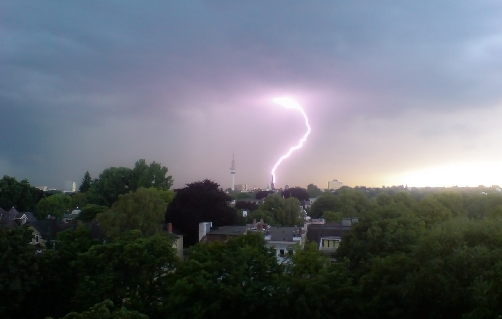 Gewitter über Hamburg