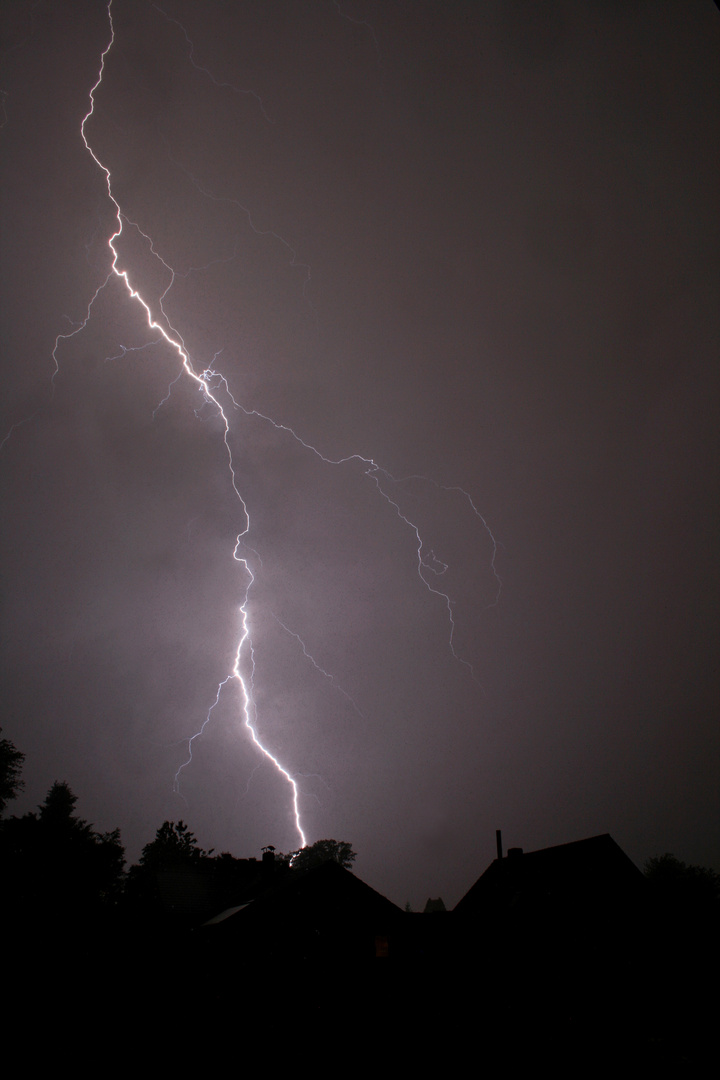 Gewitter über Laufach, Lkr. Aschaffenburg (BY)