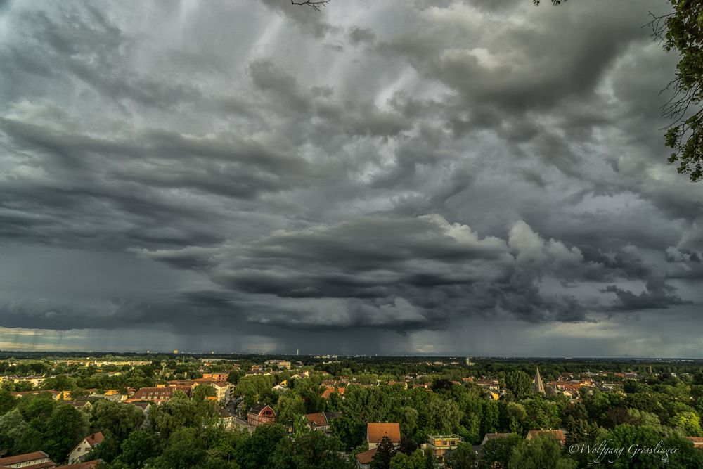 Gewitter über München und Dachau