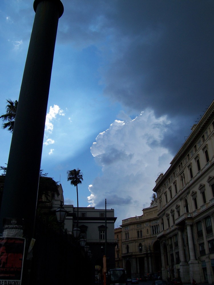 Gewitter über Neapel