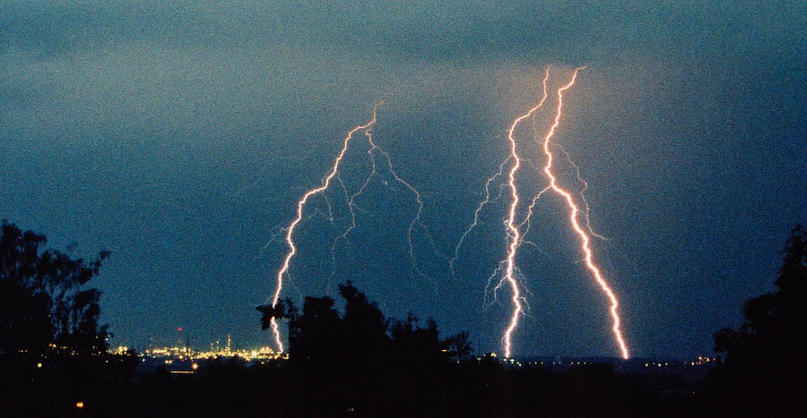 Gewitter über NRW 2 (Negativ Scan)