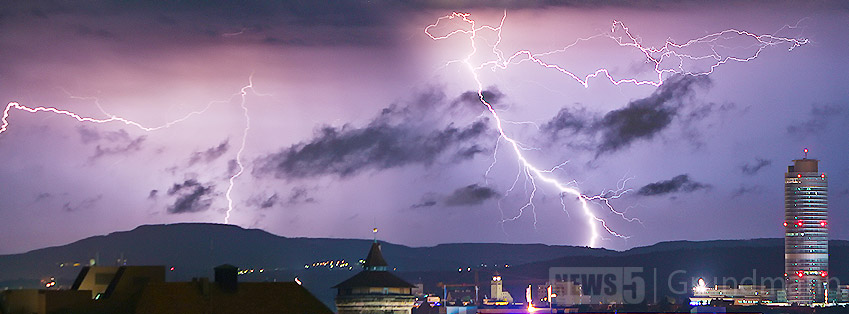 Gewitter über Nürnberg Foto & Bild | gewitterfotos, wetter ...