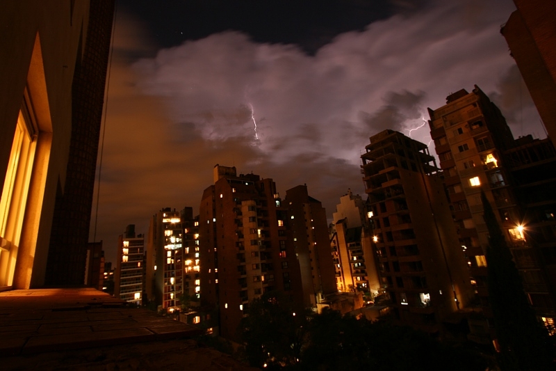 Gewitter über Nueva Córdoba