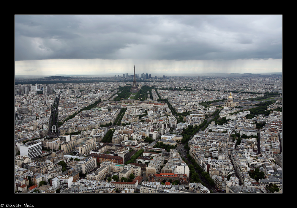 Gewitter über Paris