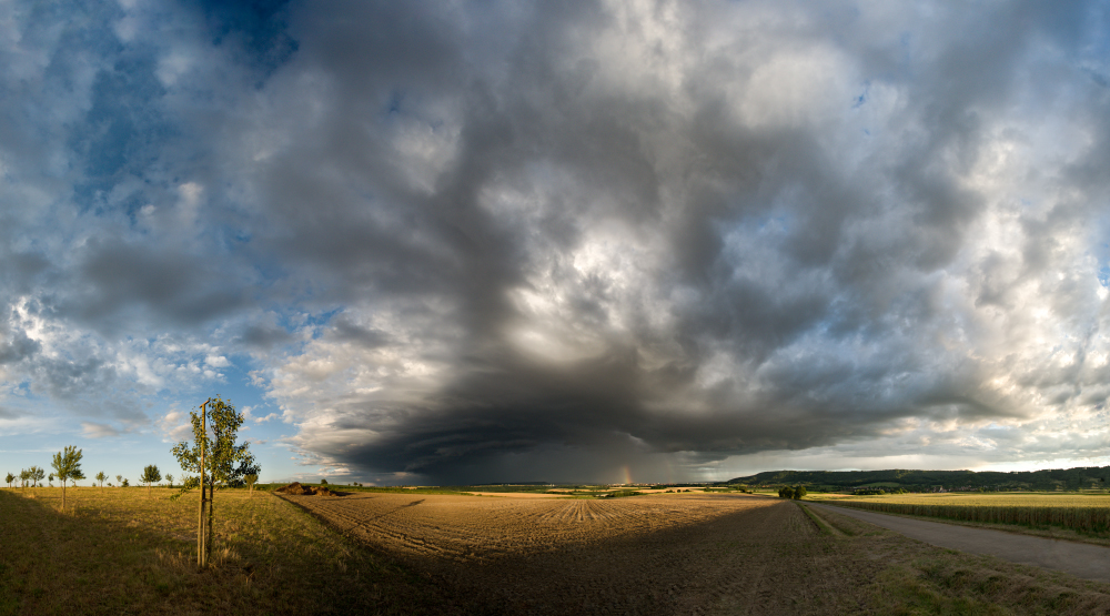 Gewitter und Wolken