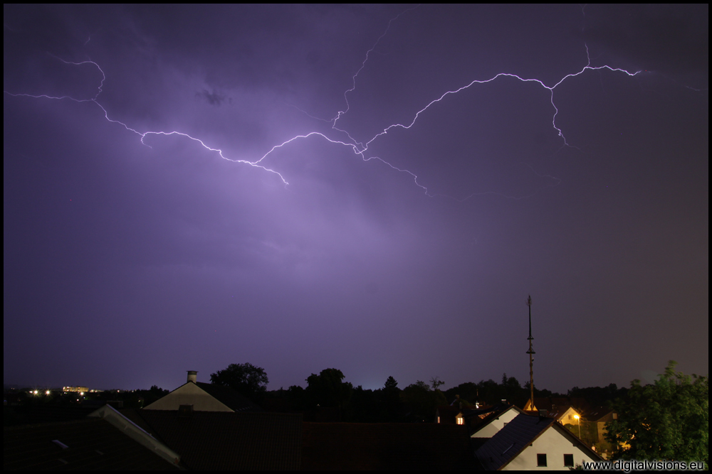 Gewitter vorm Küchenfenster